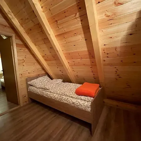 Planinska Kuca Andjela 1 * Mitrovac